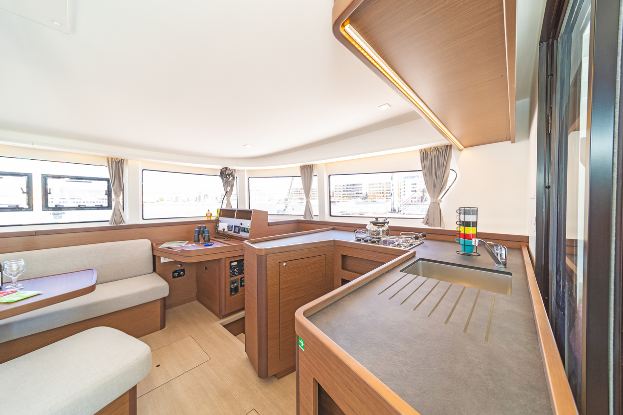 Lagoon 42 - 4 + 2 cab. — photo 15