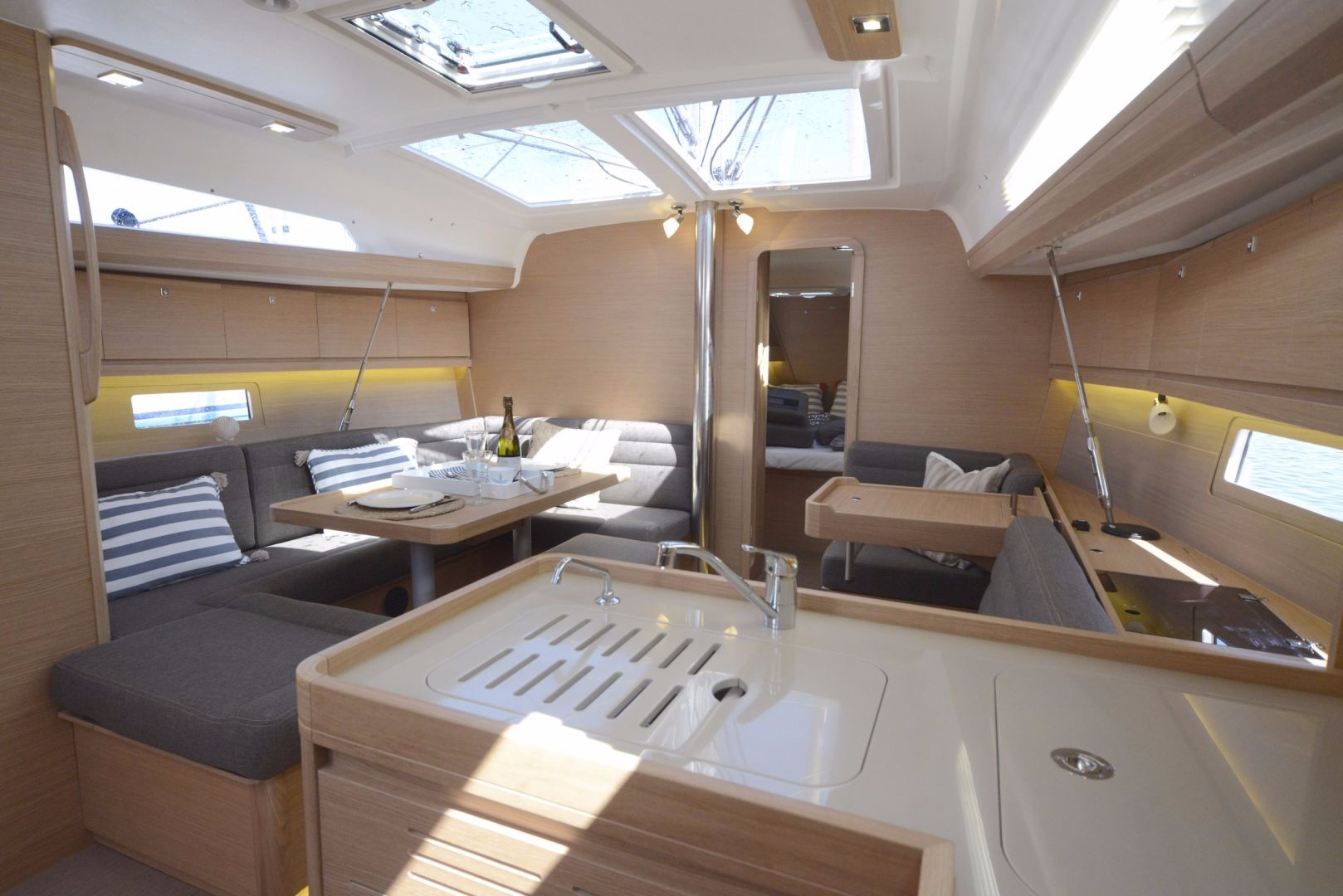 Dufour 412 GL — photo 9