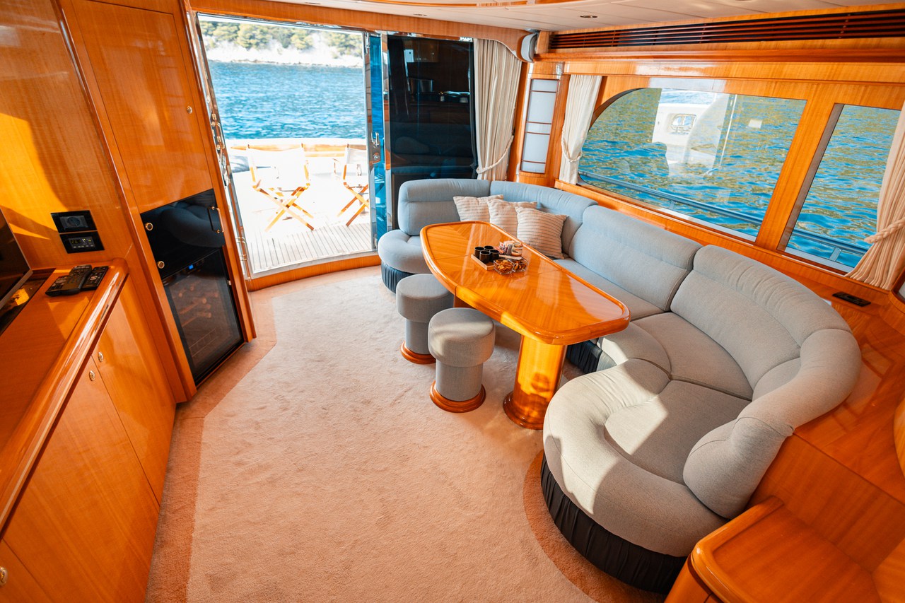 Yaretti 2210 - 4 cab. — photo 15