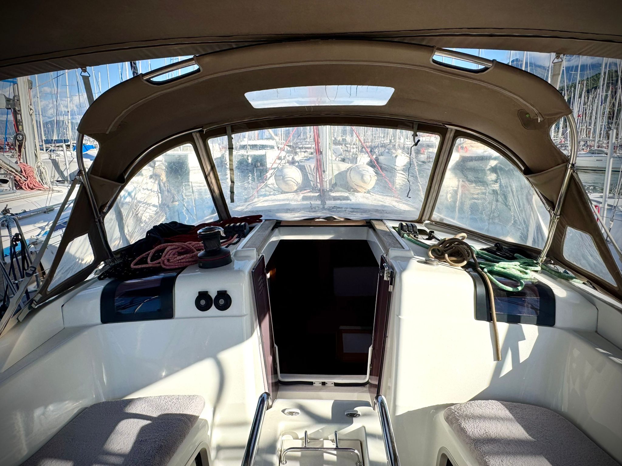 Sun Odyssey 419 - 3 cab. — photo 4