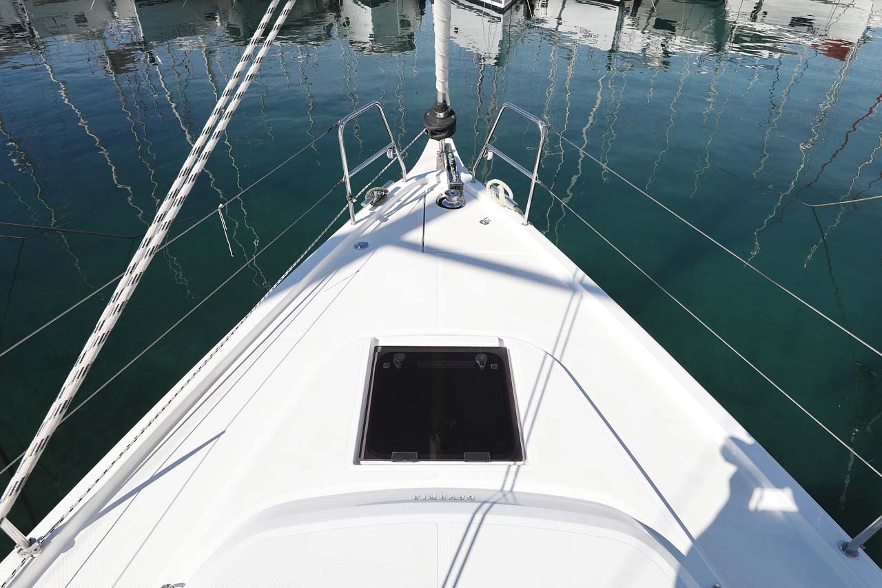 Bavaria C42 Style — photo 6
