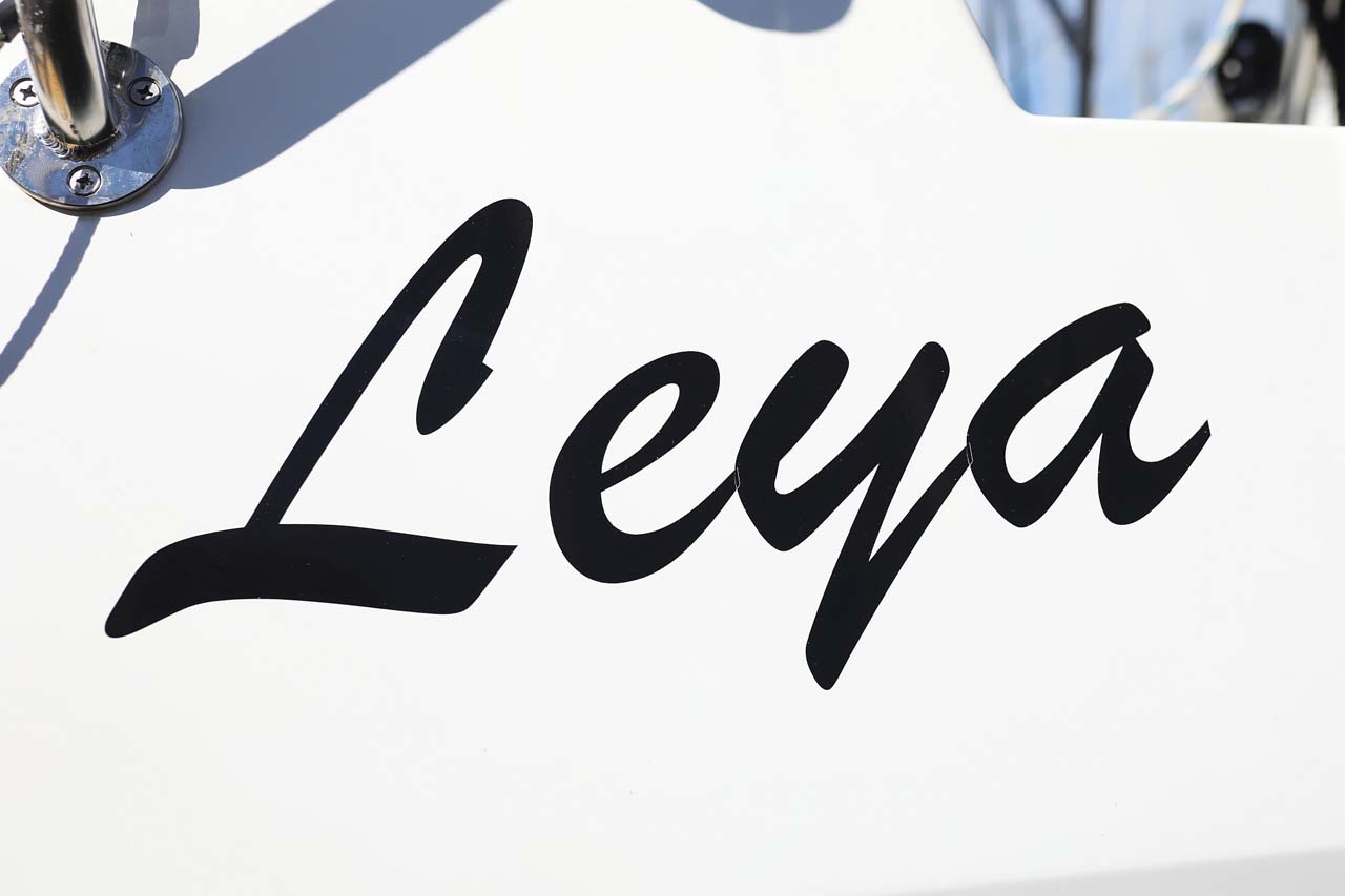 Bavaria C42 Style — photo 8