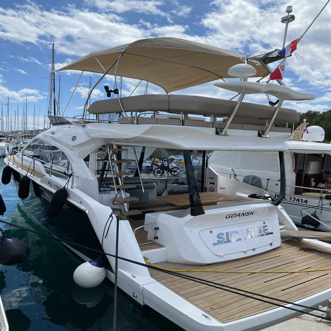Sessa Fly 47 — photo 34