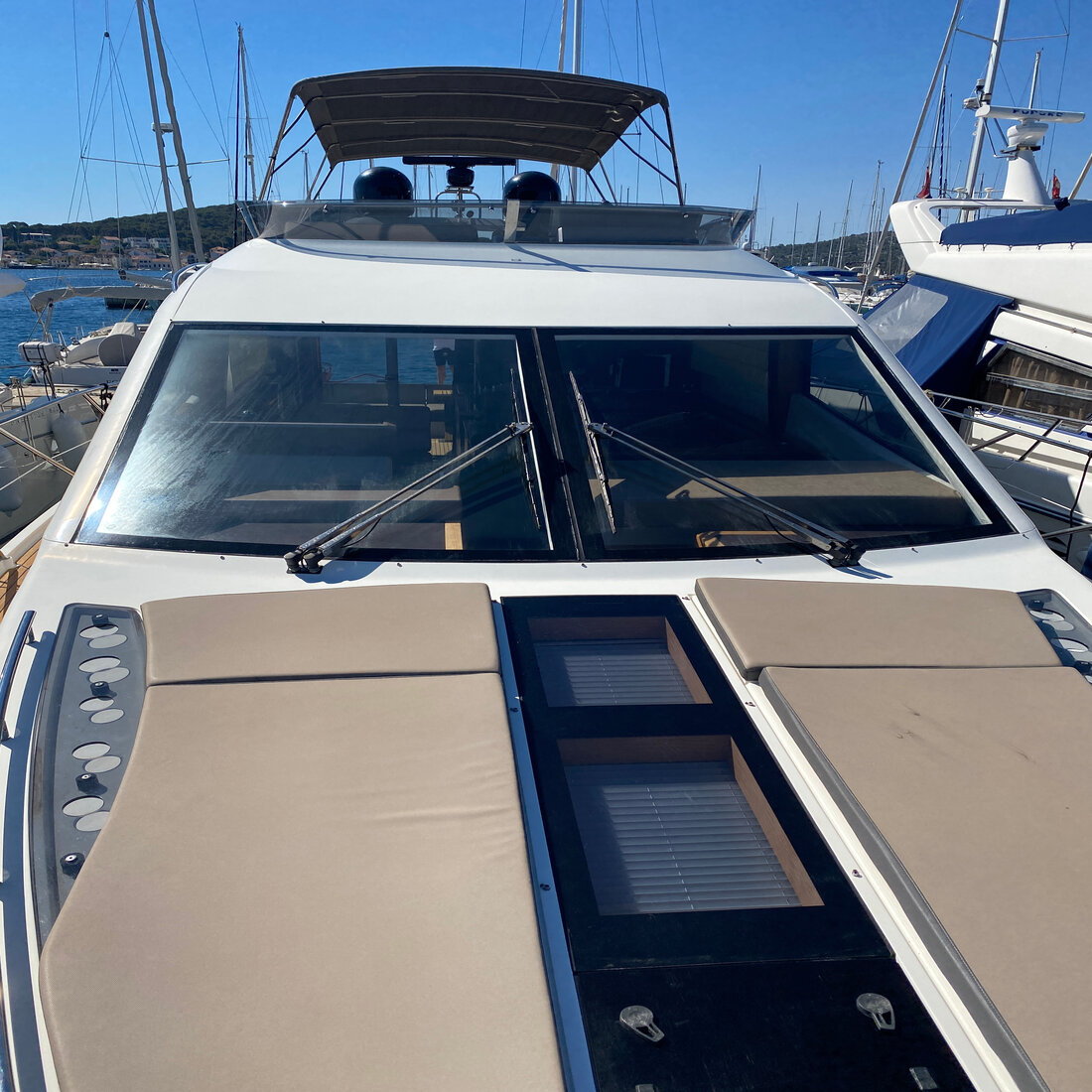 Galeon 550 Fly — photo 14