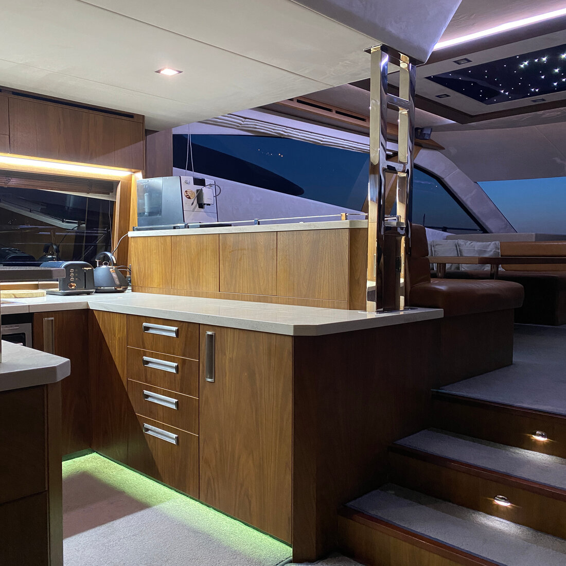 Galeon 550 Fly — photo 23