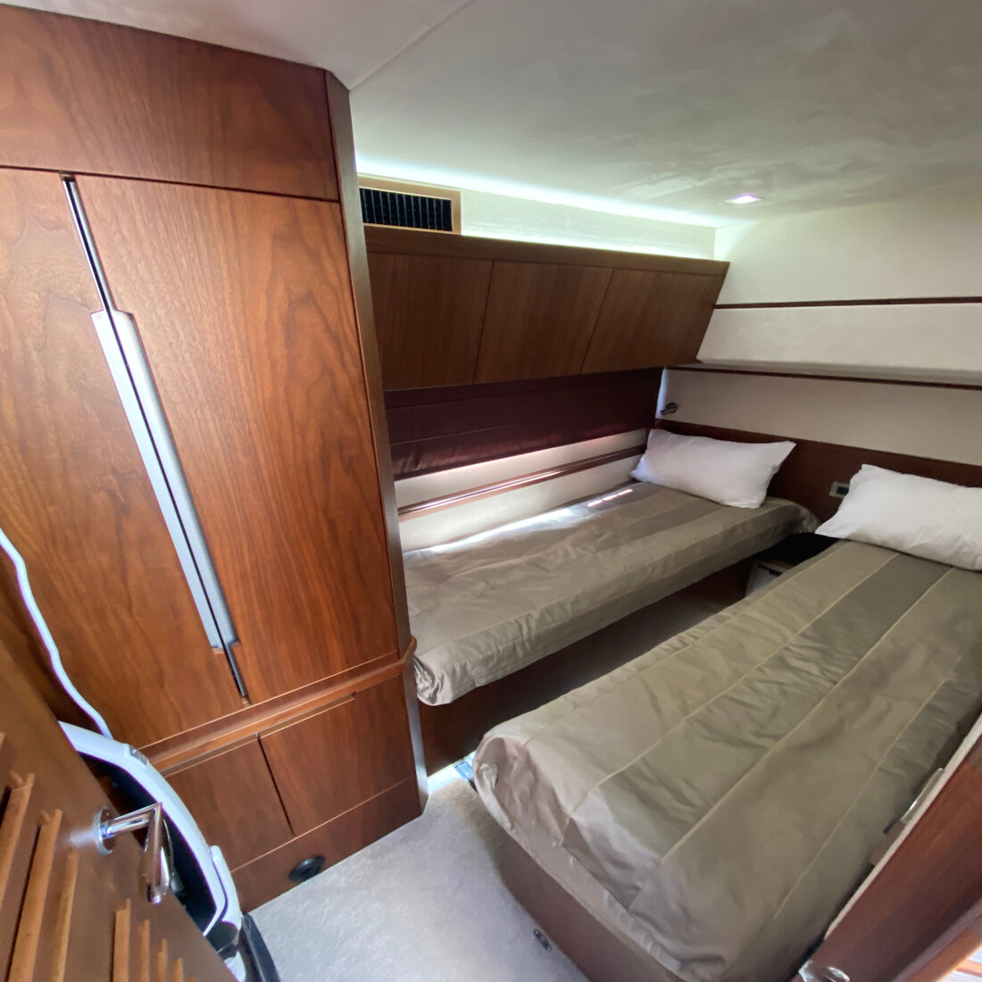 Galeon 550 Fly — photo 28