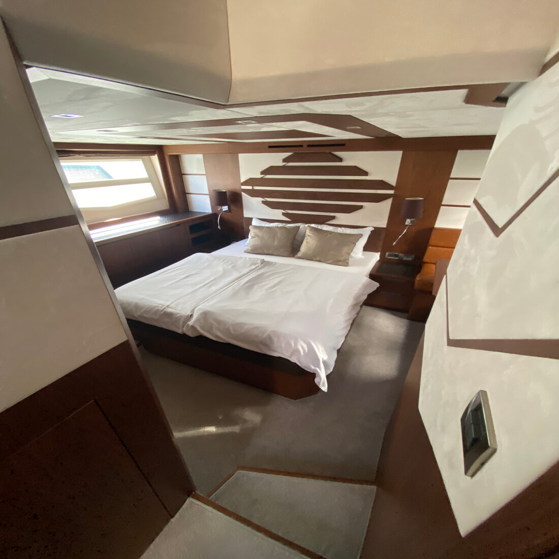 Galeon 550 Fly — photo 32
