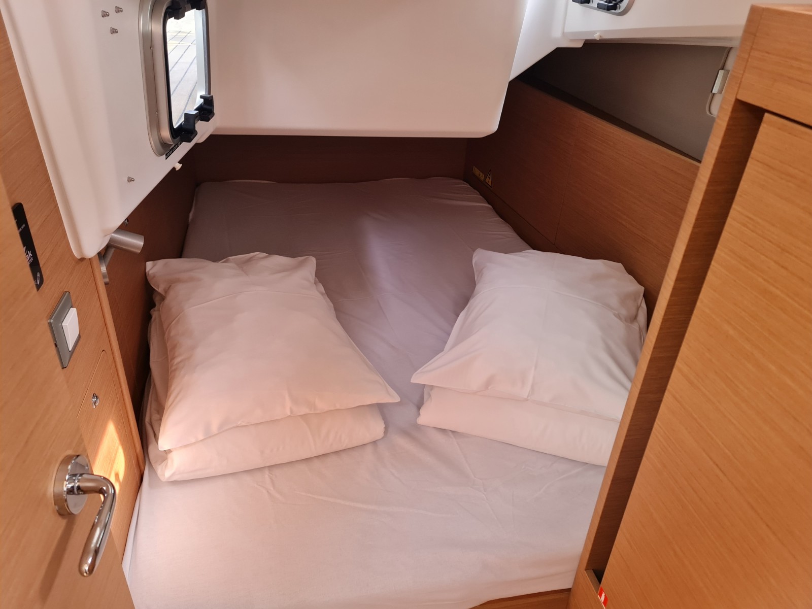 Sun Odyssey 410 - 3 cab. — photo 9