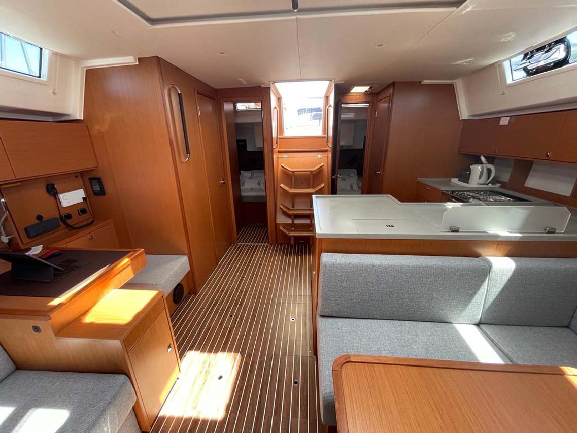 Bavaria C50 Style - 4 + 1 cab. — photo 8