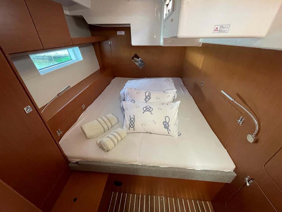 Bavaria C50 Style - 4 + 1 cab. — photo 10