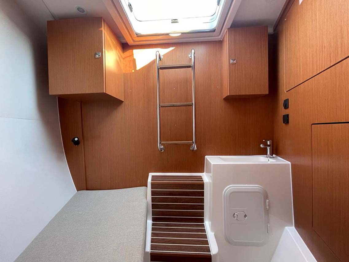Bavaria C50 Style - 4 + 1 cab. — photo 12