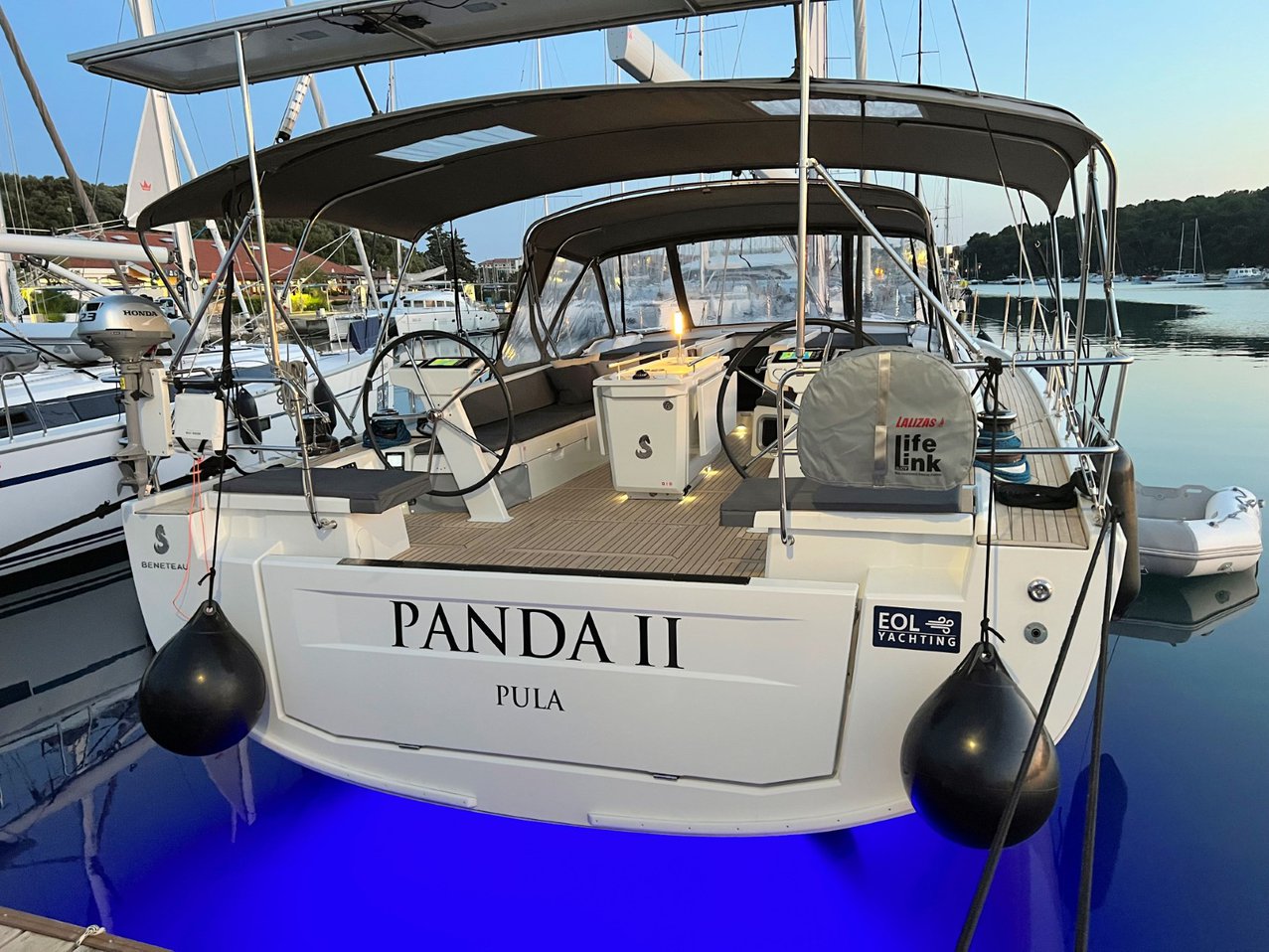 Oceanis 51.1 — photo 1