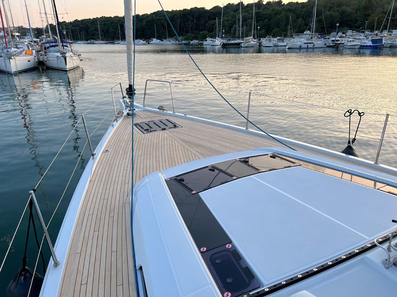 Oceanis 51.1 — photo 20