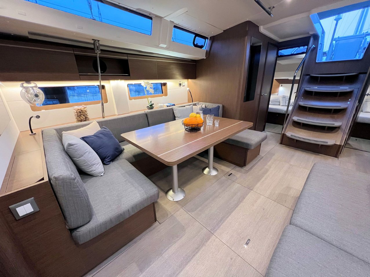Oceanis 51.1 — photo 29