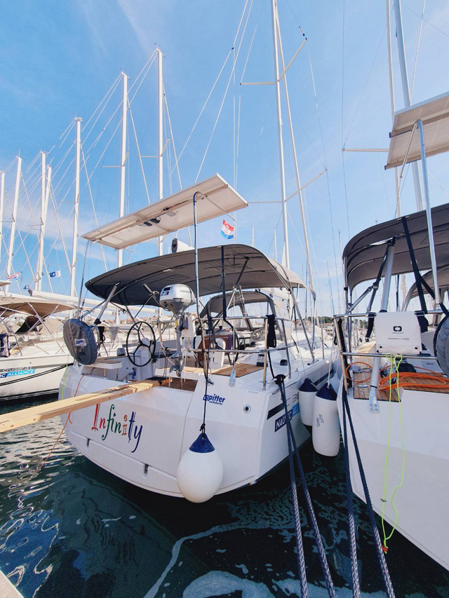 Bavaria C38 — photo 4
