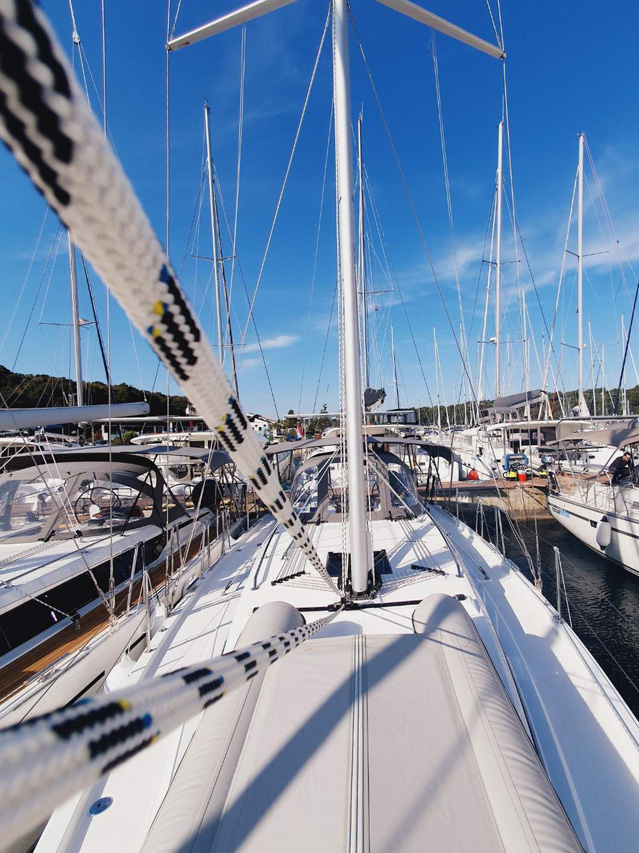 Bavaria C38 — photo 5