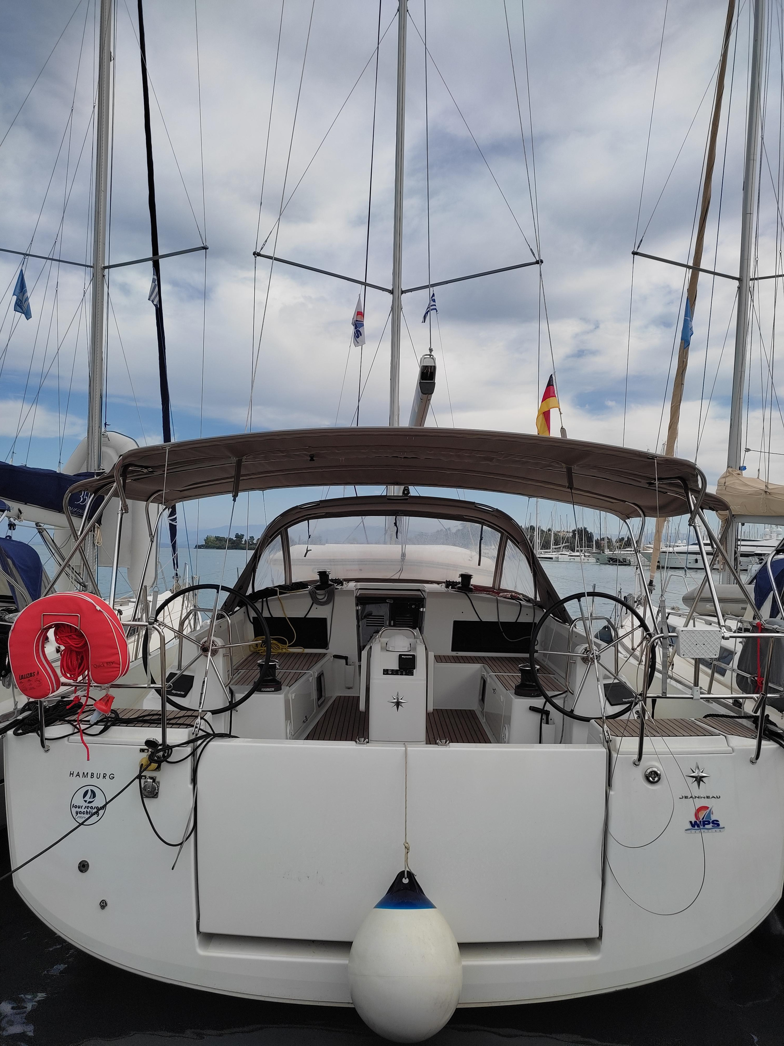 Sun Odyssey 490 - 5 + 1 cab. — photo 6