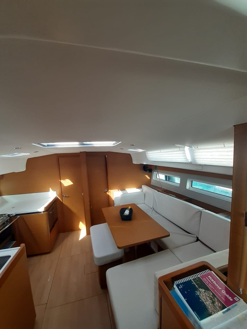 Sun Odyssey 490 - 5 + 1 cab. — photo 13