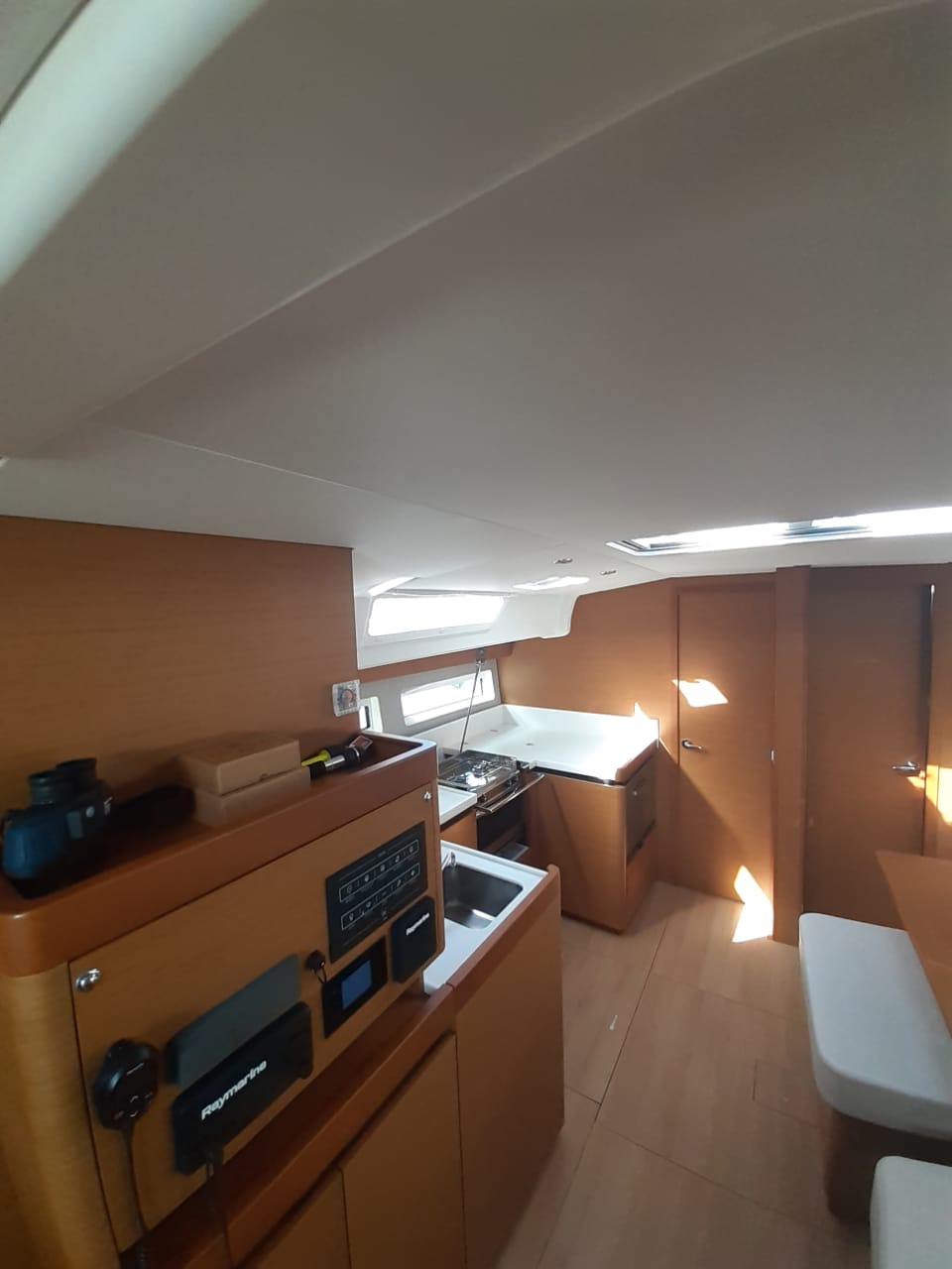 Sun Odyssey 490 - 5 + 1 cab. — photo 15