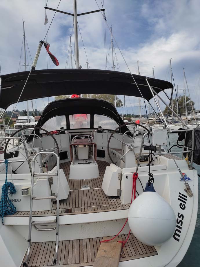 Sun Odyssey 44i - 3 cab. — photo 1