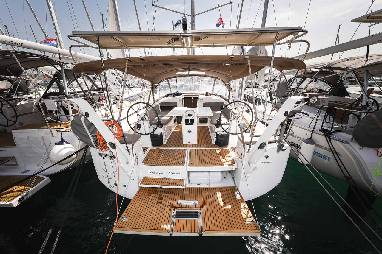 Sun Odyssey 440 - 3 cab. — photo 1