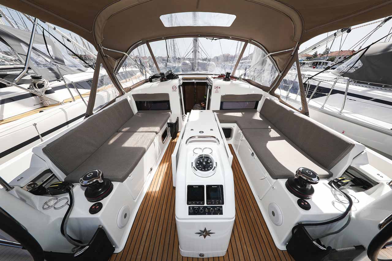 Sun Odyssey 440 - 3 cab. — photo 8