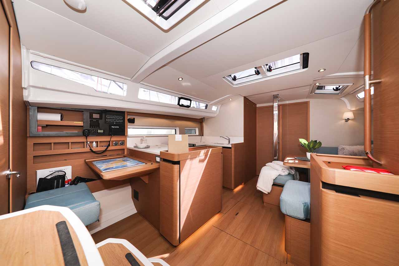 Sun Odyssey 440 - 3 cab. — photo 10