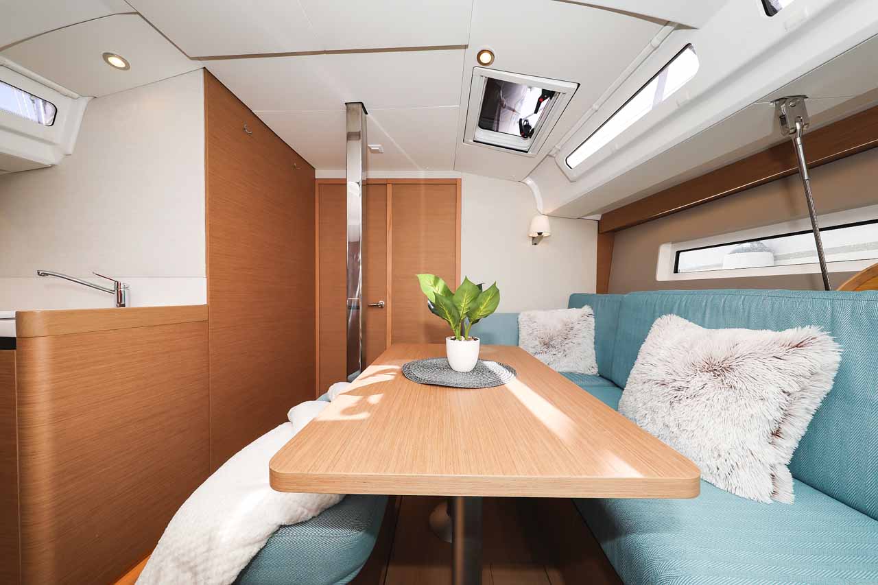 Sun Odyssey 440 - 3 cab. — photo 11