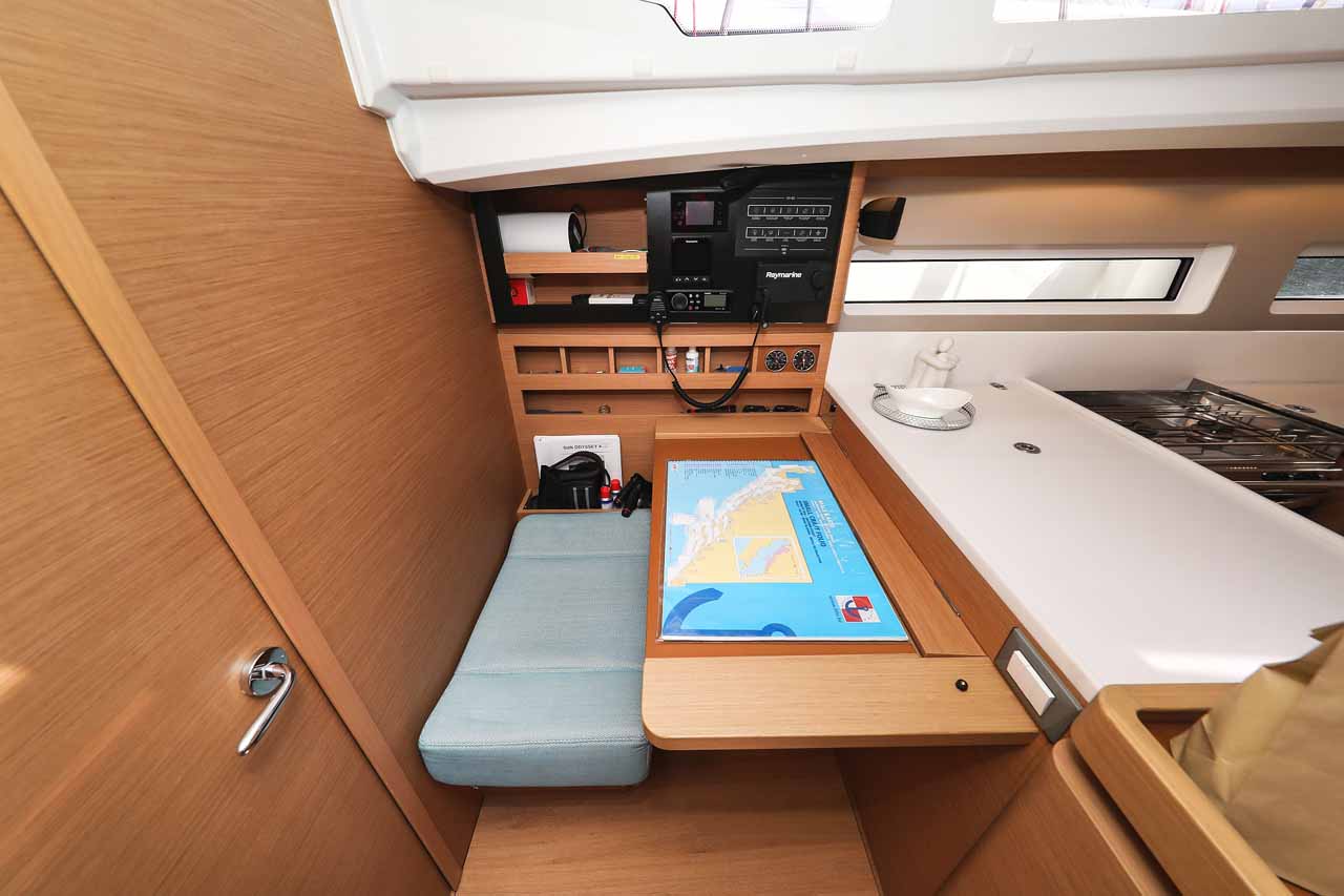 Sun Odyssey 440 - 3 cab. — photo 17