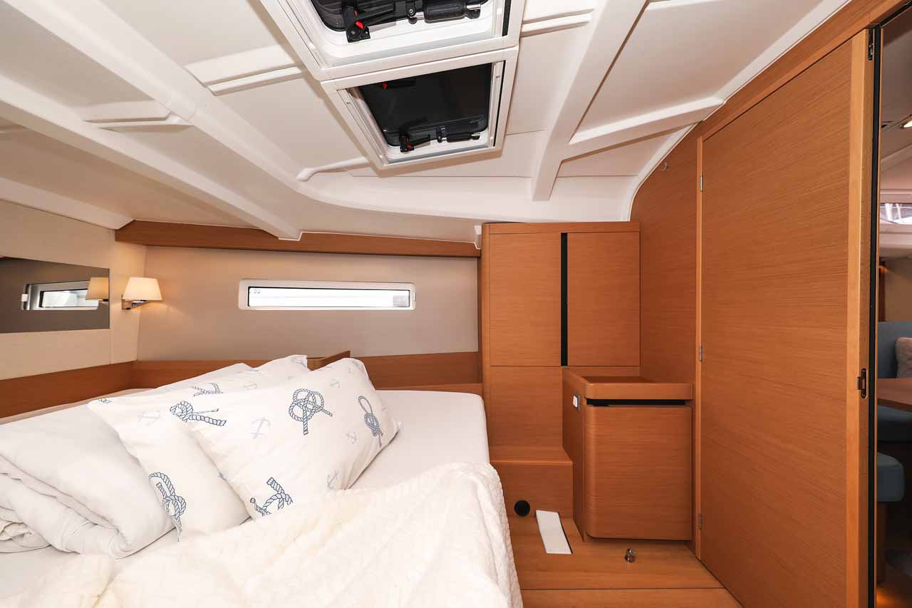 Sun Odyssey 440 - 3 cab. — photo 20