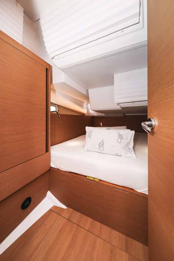 Sun Odyssey 440 - 3 cab. — photo 21