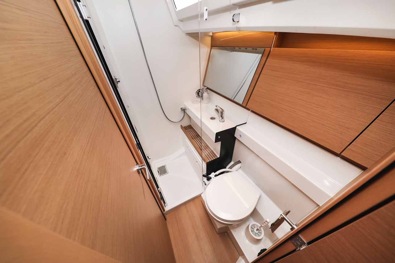 Sun Odyssey 440 - 3 cab. — photo 25