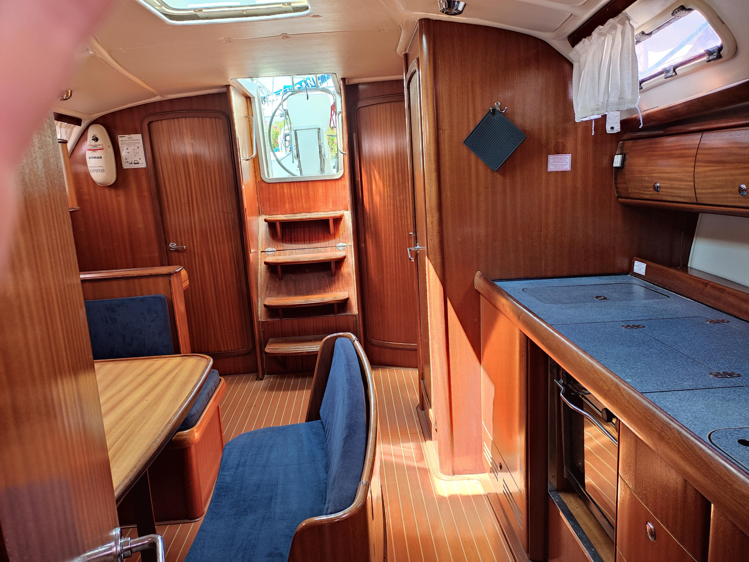 Bavaria 41 — photo 5