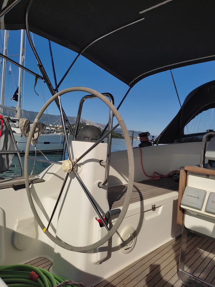 Bavaria Cruiser 40 — photo 6
