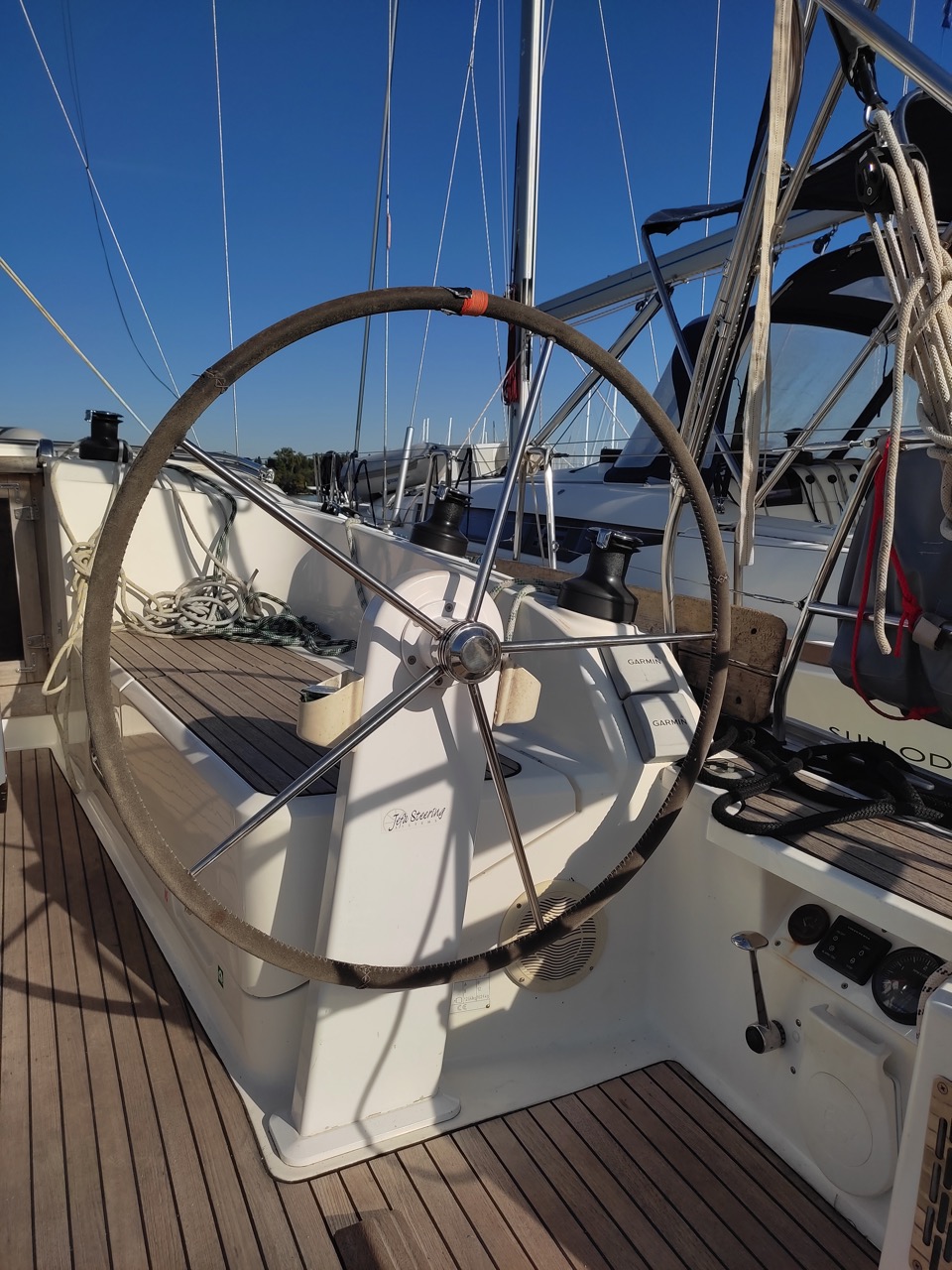 Bavaria 37 Cruiser — photo 16