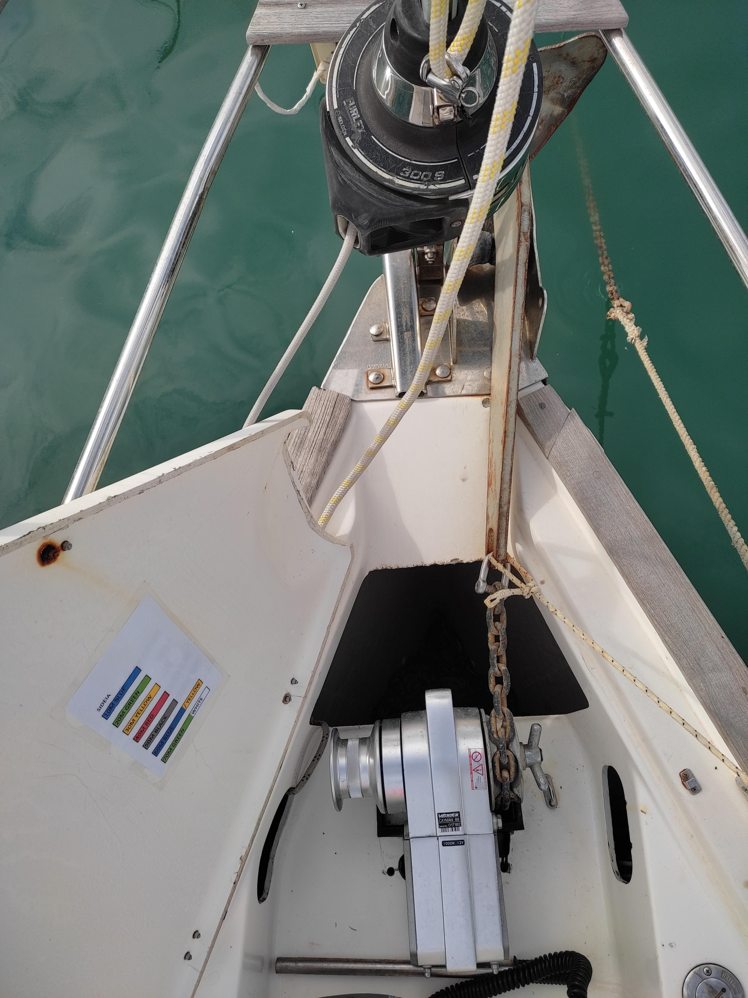 Bavaria 37 Cruiser — photo 10
