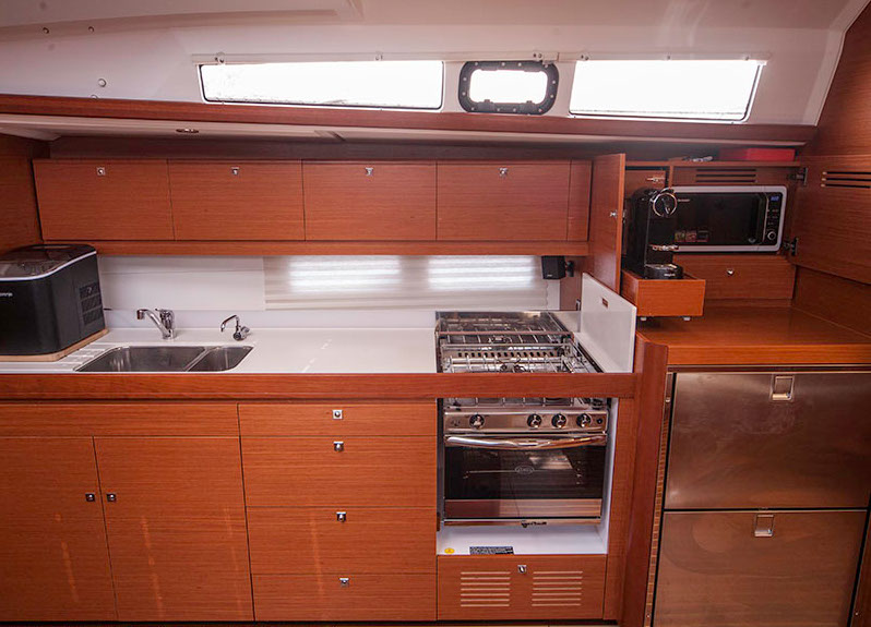 Dufour 460 GL — photo 10