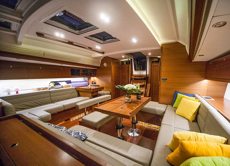 Dufour Exclusive 56 - 4 + 1 cab. — photo 19