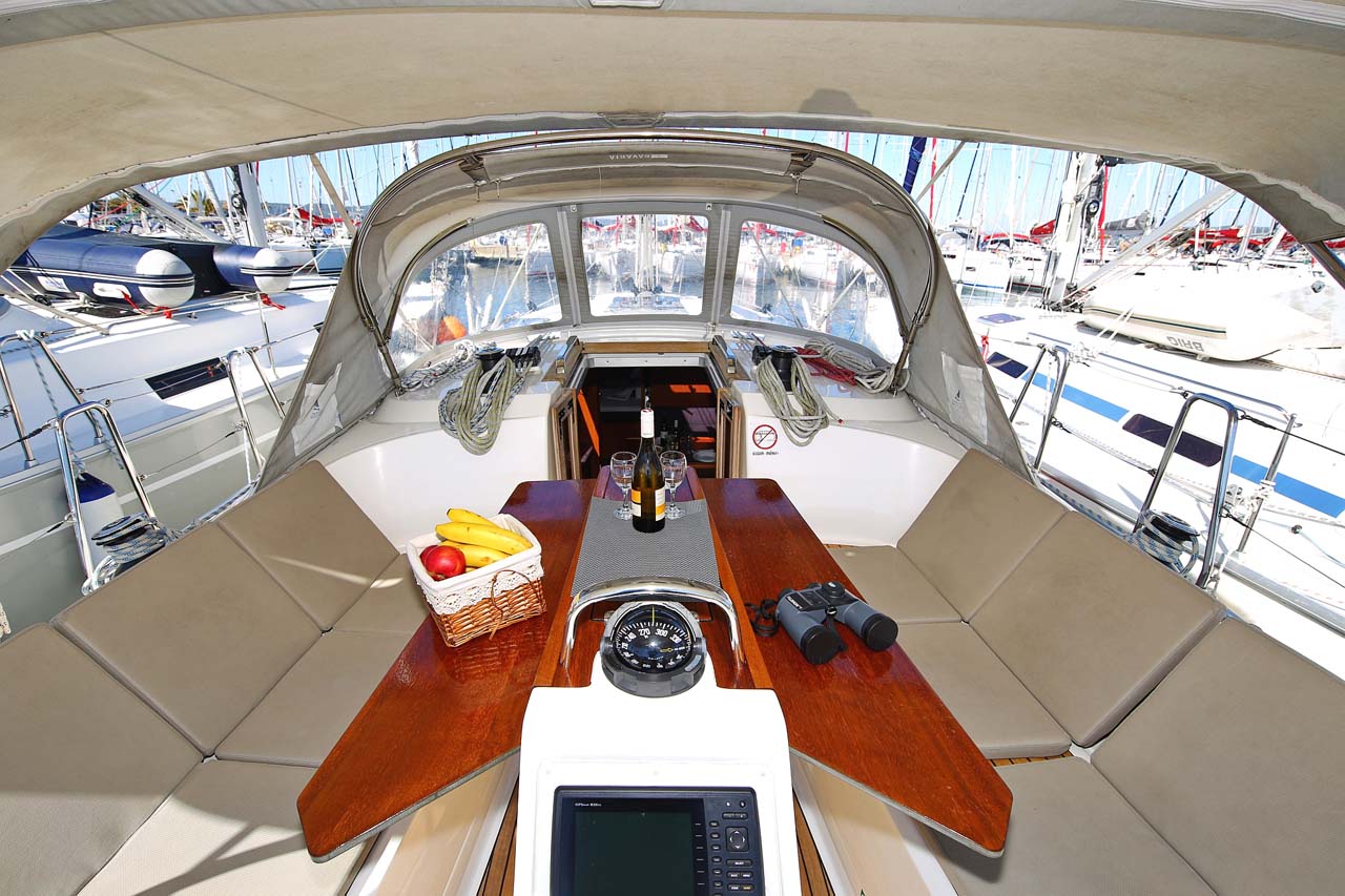 Bavaria Cruiser 37 - 3 cab. — photo 5