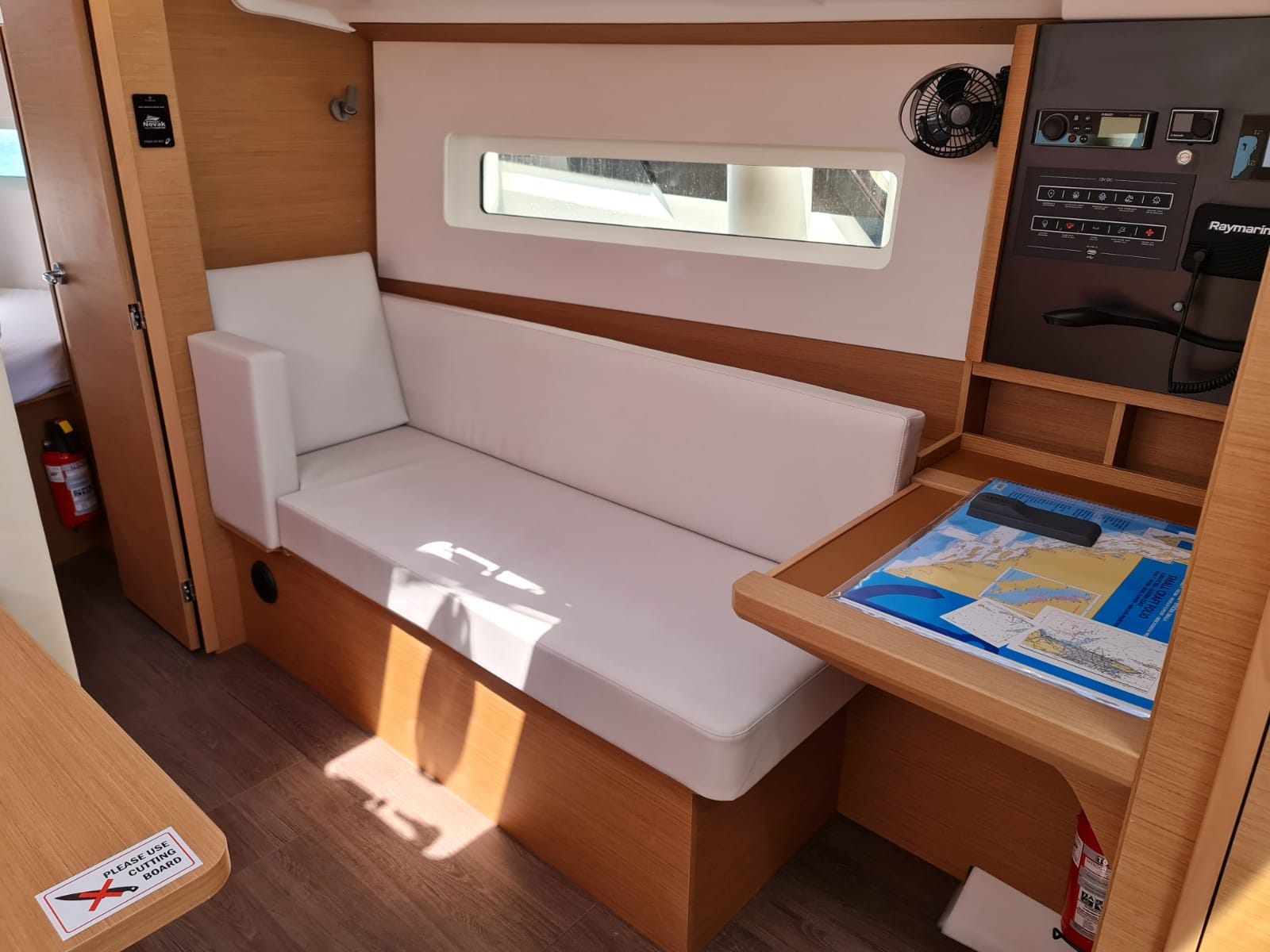 Sun Odyssey 380 - 3 cab. — photo 13