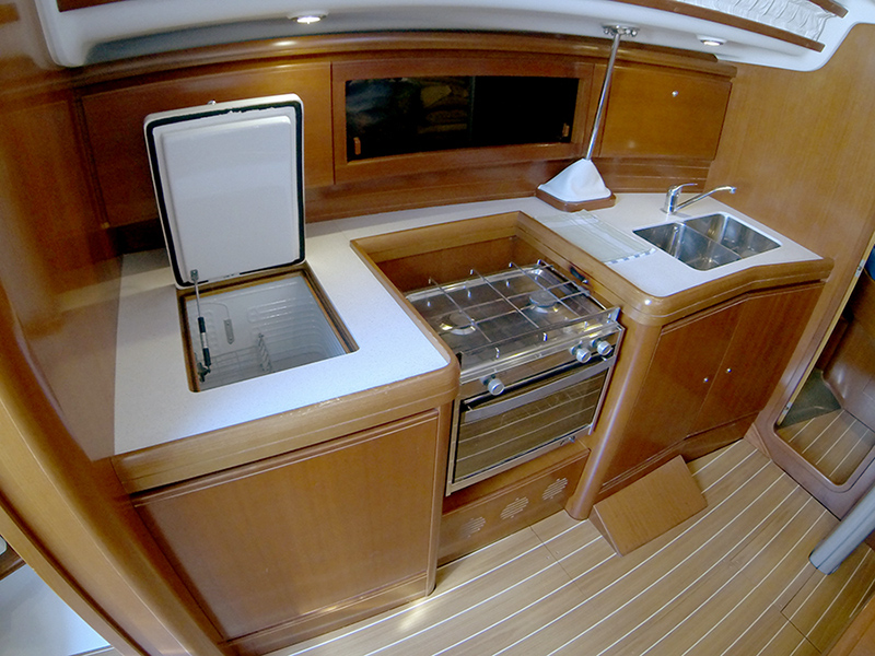 Grand Soleil 37 R — photo 8