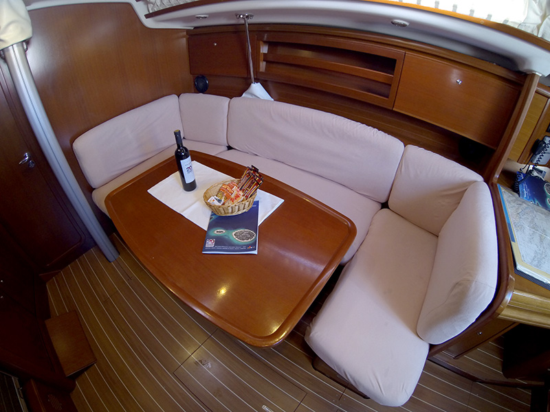 Grand Soleil 37 R — photo 9