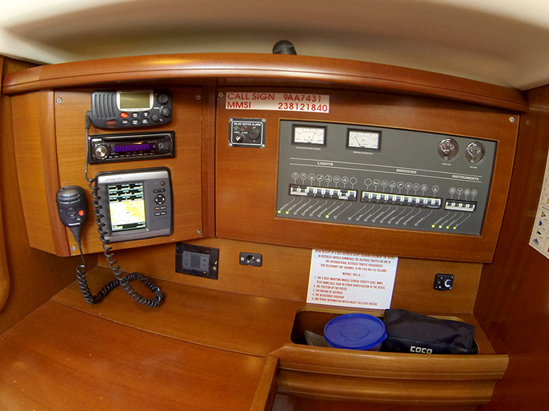 Grand Soleil 37 R — photo 10