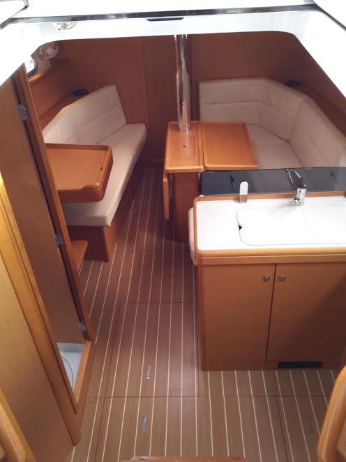 Sun Odyssey 36i — photo 9