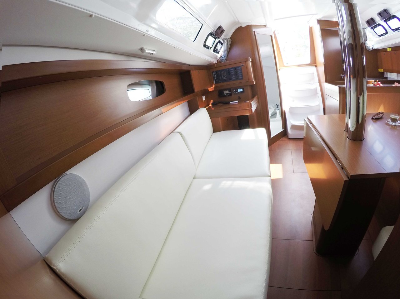 Oceanis 31 — photo 14