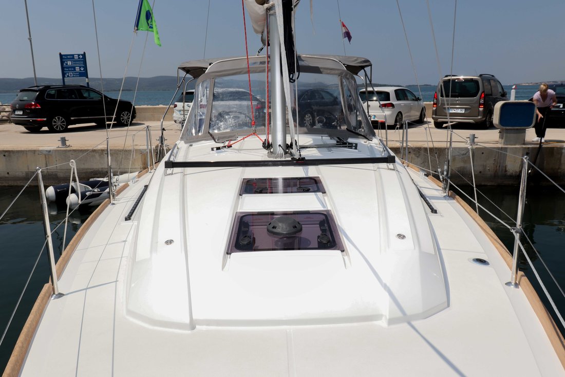 Oceanis 35.1 — photo 6