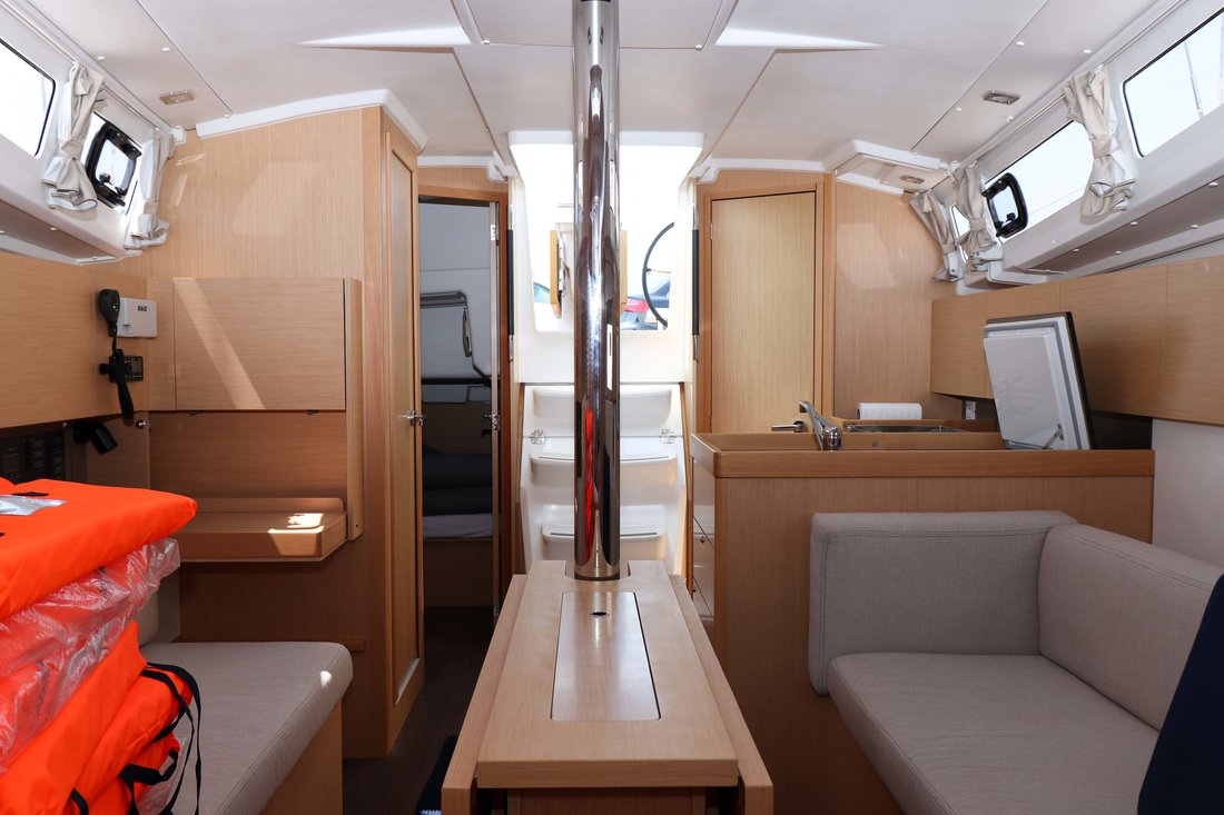Oceanis 35.1 — photo 7