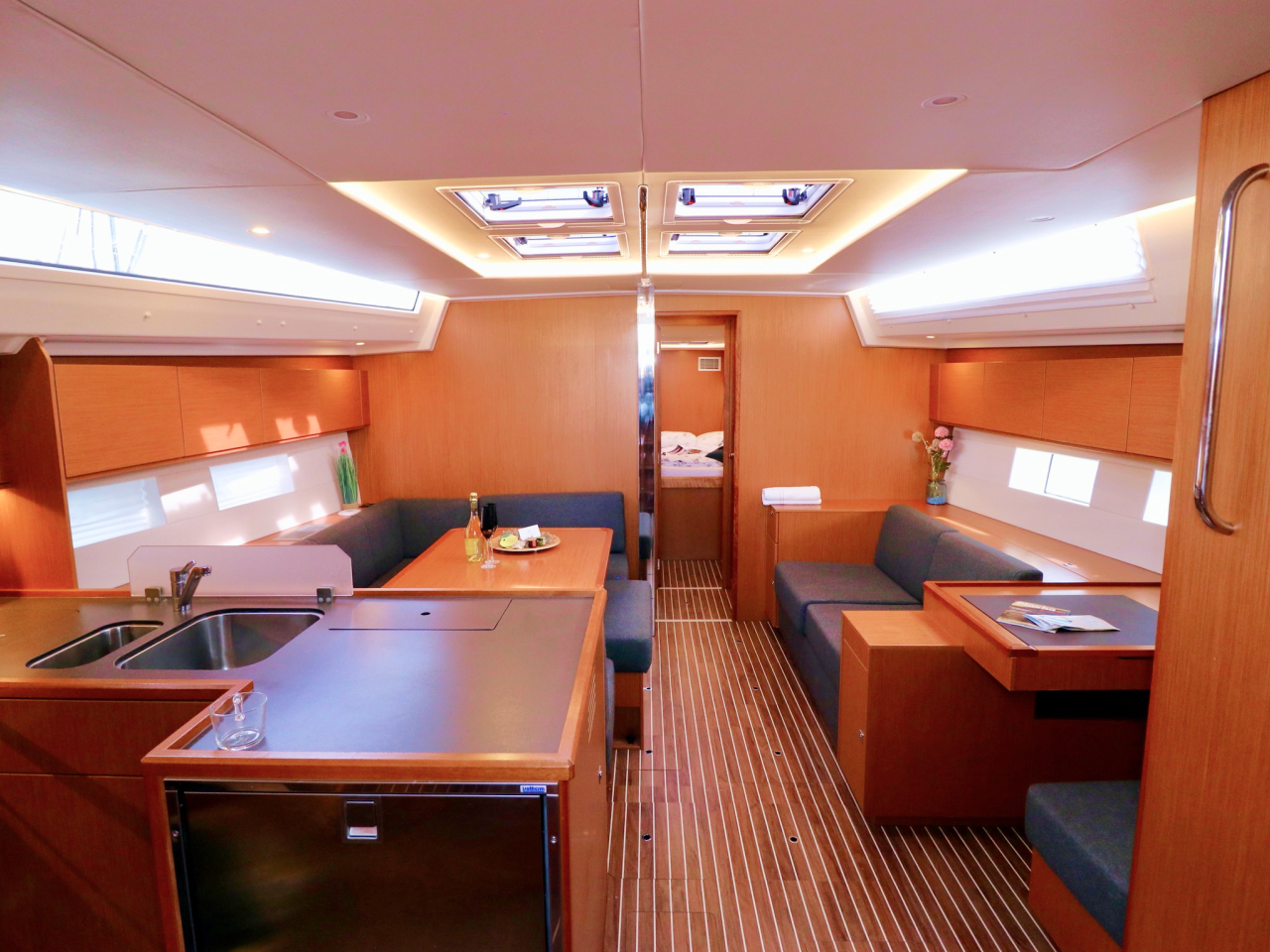 Bavaria C50 Holiday - 5 cab. — photo 13