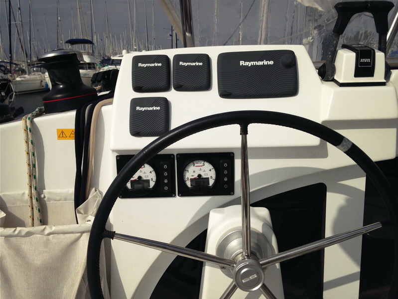 Lagoon 380 S2 - 4 cab. — photo 6