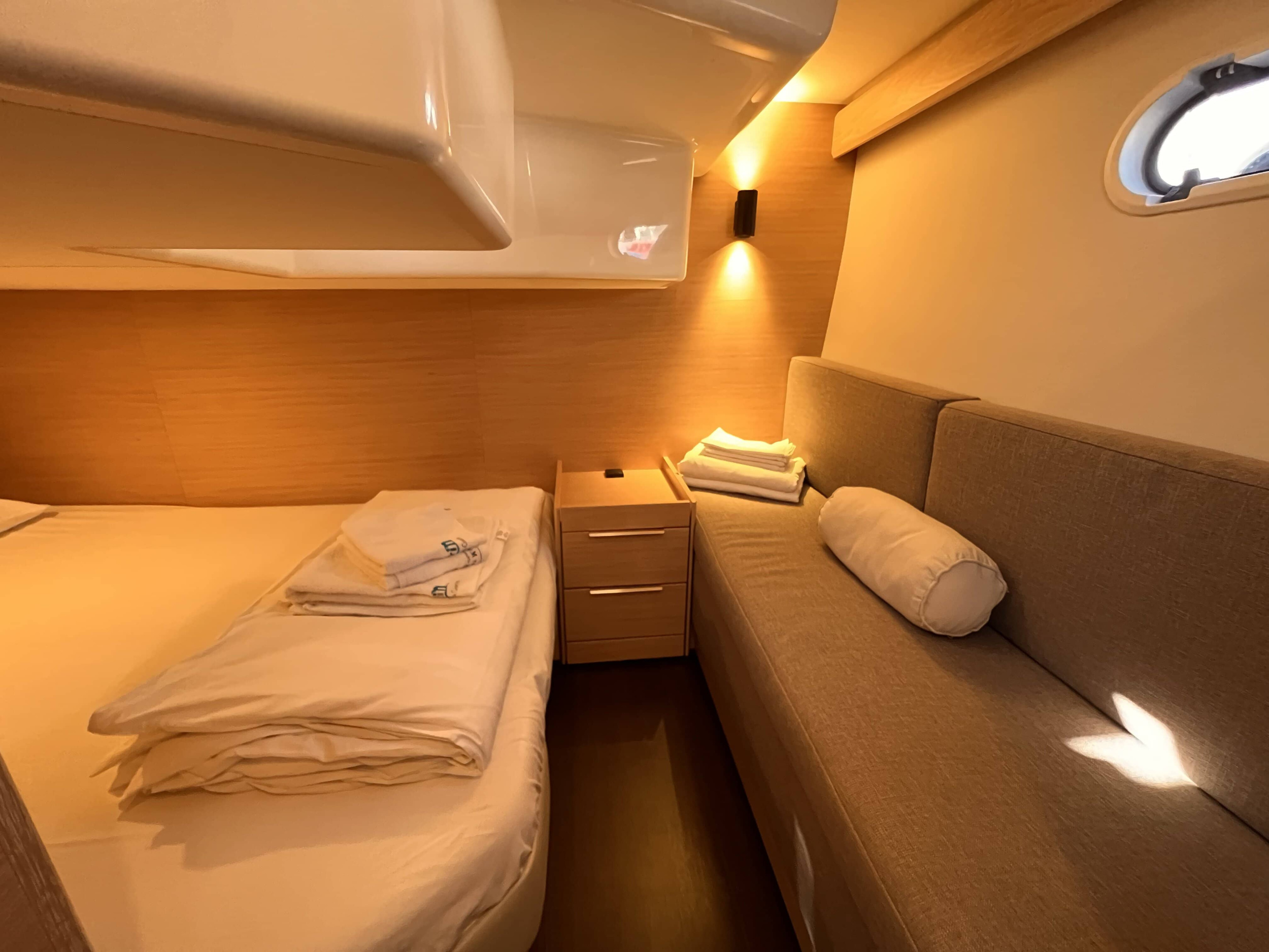 Bavaria 33 Sport HT — photo 15